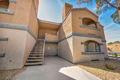 208-220 Mission Newport Ln, Las Vegas, NV, 89107-2779 | Card Image