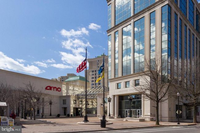 APT-104C - 1811 14 Th St N, Condo with 2 bedrooms, 3 bathrooms and null parking in ARLINGTON VA | Image 44