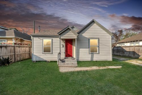 7019 Bonham St, Houston, TX, 77020-5364 | Card Image