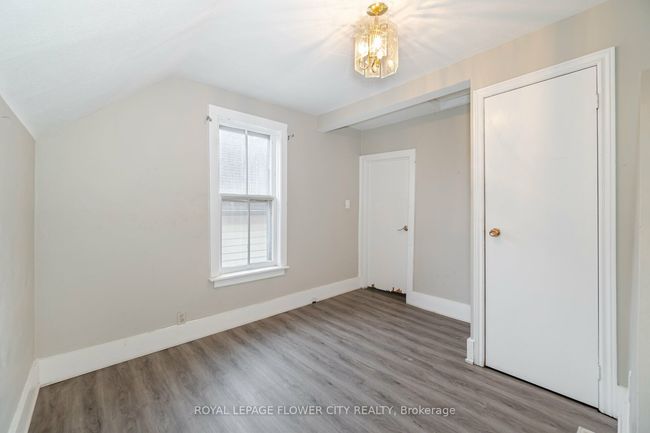 189 Dundas St N, House attached with 3 bedrooms, 2 bathrooms and 5 parking in Cambridge ON | Image 29