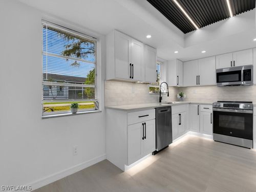 4941 Aztec Cir, NAPLES, FL, 34112-6918 | Card Image