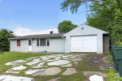 2808 N Westwood Rd, Muncie, IN, 47303-2060 | Card Image