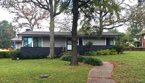 501 E Seneca St, Tahlequah, OK, 74464-7047 | Card Image