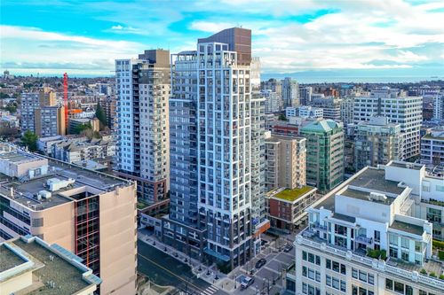 1807-777 Herald St, Victoria, BC, V8T0C7 | Card Image