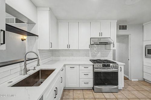 4232 N 10th St, Phoenix, AZ, 85014-4426 | Card Image