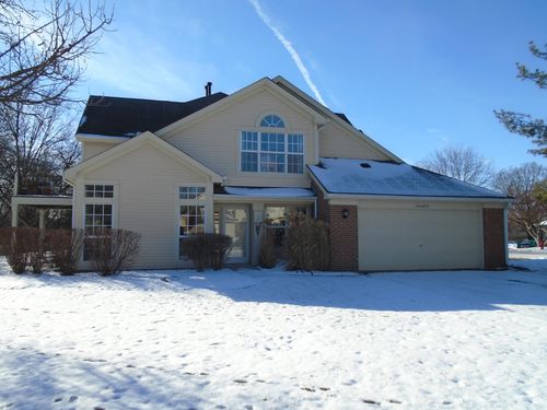 0-30W073 Penny Ln, Warrenville, IL, 60555-1028 | Card Image