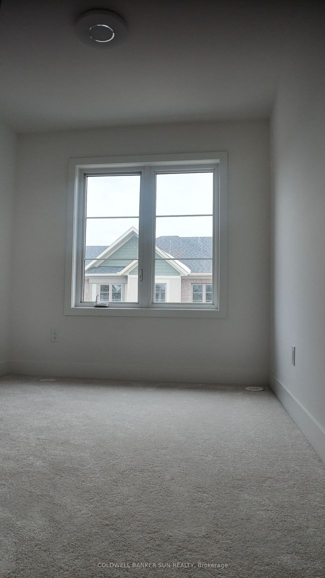 25 Waterside Way, Condo with 3 bedrooms, 3 bathrooms and 1 parking in Whitby ON | Image 19