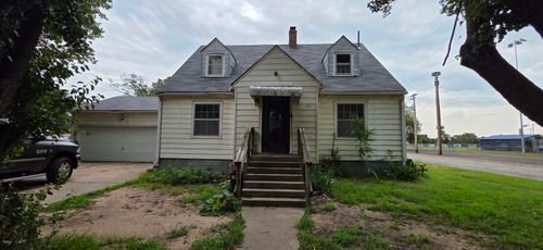 1811 Pine St, Harper, KS, 67058-1646 | Card Image