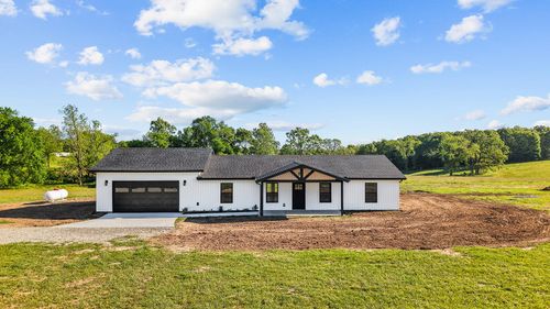 24672 Farm Road 2012, Crane, MO, 65633-7848 | Card Image