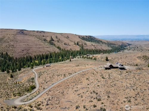 6083 Secret Canyon Rd, Ellensburg, WA, 98926-7774 | Card Image