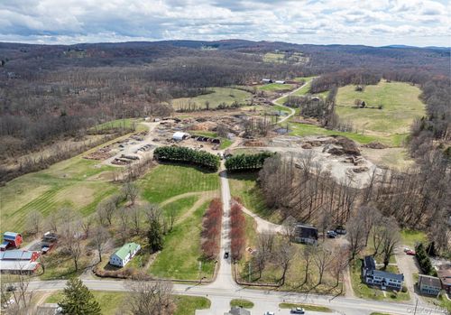 12 Hunns Lake Rd, Stanfordville, NY, 12581-5937 | Card Image