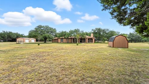 220 Lanier Ranch Rd, Driftwood, TX, 78619-9772 | Card Image