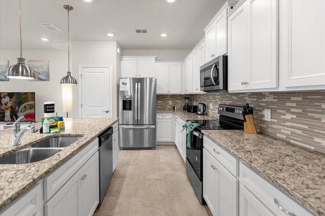 3974 Lana Ave, Townhouse with 5 bedrooms, 5 bathrooms and null parking in DAVENPORT FL | Image 10