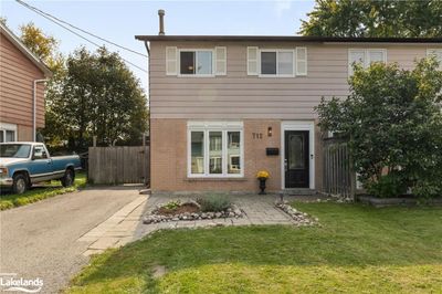 712 Elgin St, House other with 3 bedrooms, 2 bathrooms and 3 parking in Newmarket ON | Image 3