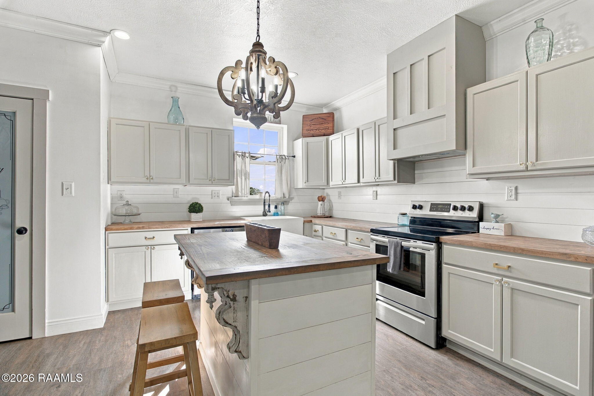 Residential in Jennings 4