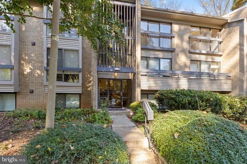 10301e-2114 Green Watch Way, RESTON, VA, 20191-2424 | Card Image