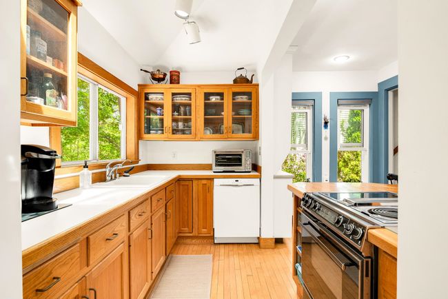 175 Middle Rd, House other with 4 bedrooms, 3 bathrooms and null parking in Portsmouth NH | Image 10