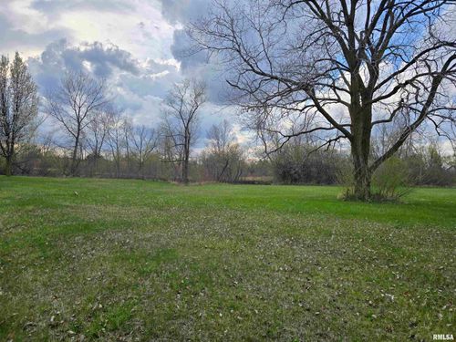 0 E Brad St, Canton, IL, 61520 | Card Image