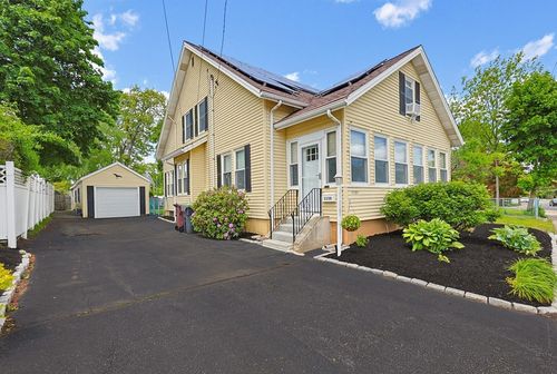 1139 East St, Dedham, MA, 02026-6521 | Card Image