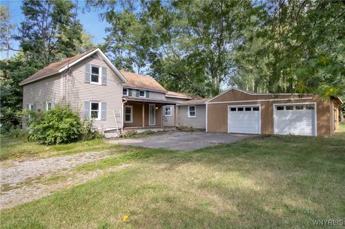 2979 Murdock Rd, Medina, NY, 14103-9413 | Card Image