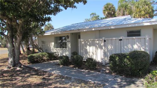 11499 W Bayshore Dr, CRYSTAL RIVER, FL, 34429-5246 | Card Image