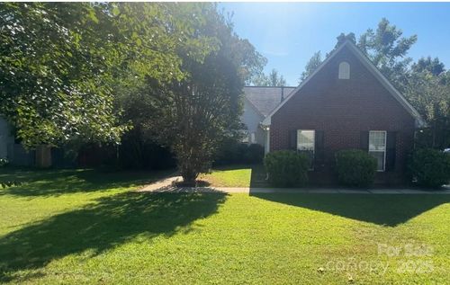 1604 Winthrop Ln, Monroe, NC, 28110-5205 | Card Image