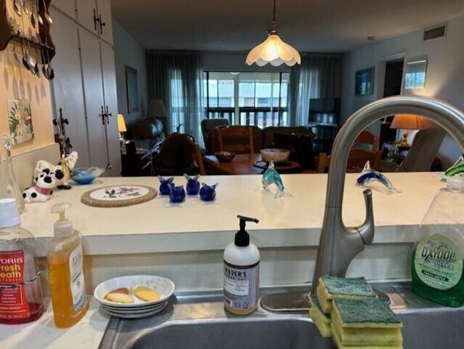 APT-403B - 162 Se Saint Lucie Blvd, Condo with 2 bedrooms, 2 bathrooms and null parking in Stuart FL | Image 23