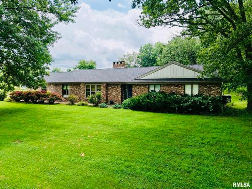 1881 Russell Rd, West Frankfort, IL, 62896-4928 | Card Image