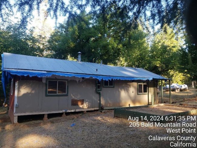 205 Bald Mountain Rd, House other with 2 bedrooms, 1 bathrooms and 2 parking in West Point CA | Image 8
