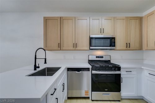 1085-4730 E Craig Rd, Las Vegas, NV, 89115-2591 | Card Image