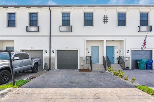 1137 Sw 7th Ct, Florida City, FL, 33034-4886 | Card Image