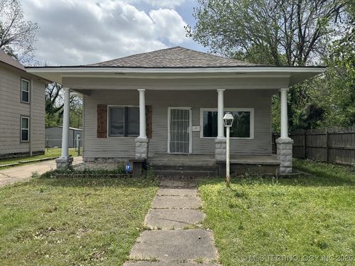 607 Lawrence St, Muskogee, OK, 74403-2636 | Card Image