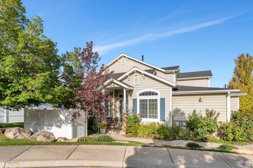 1035 Daybreak Dr, South Ogden, UT, 84403-4593 | Card Image