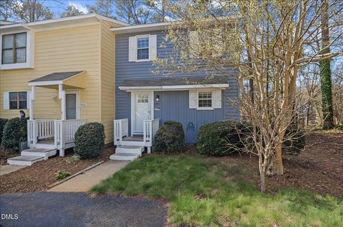 5725 Pool Side Dr, Raleigh, NC, 27612-6118 | Card Image