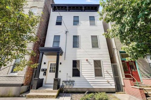 1a-25 Saint Pauls Ave, Jersey City, NJ, 07306-1622 | Card Image