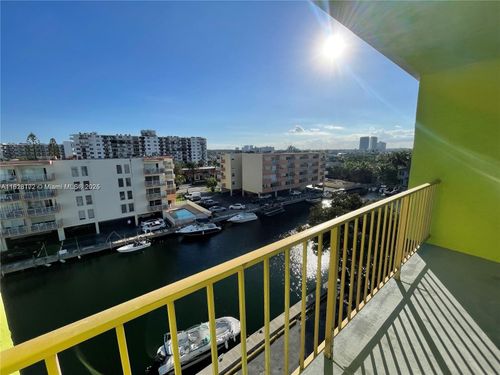 apt-605-3626 Ne 168th St, North Miami Beach, FL, 33160-3579 | Card Image