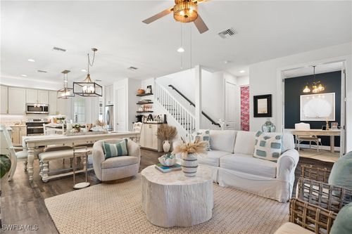 3060 Woodside Ave, NAPLES, FL, 34112-7335 | Card Image
