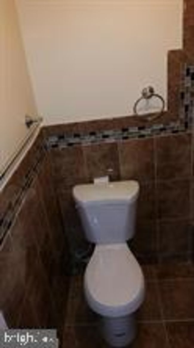 611 60 Th Pl, House other with 1 bedrooms, 2 bathrooms and null parking in FAIRMOUNT HEIGHTS MD | Image 17