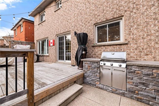558 Phoebe Cres, House other with 5 bedrooms, 4 bathrooms and 4 parking in Burlington ON | Image 46