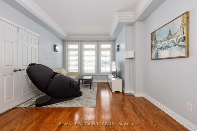 19 Wadena Crt, House other with 8 bedrooms, 7 bathrooms and 4 parking in Scarborough ON | Image 5