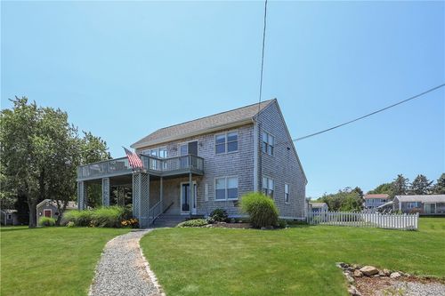 35 Wild Cherry Dr, Little Compton, RI, 02837-1744 | Card Image
