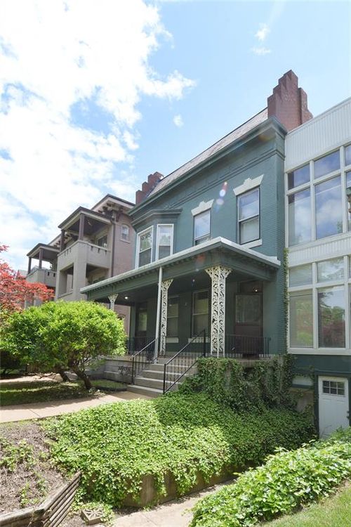 4374 W Pine Blvd, Saint Louis, MO, 63108-2206 | Card Image