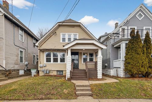 134 E Concordia Ave, Milwaukee, WI, 53212-2009 | Card Image