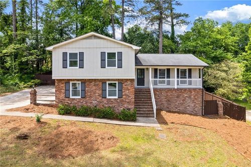 942 Hearthstone Dr, Stone Mountain, GA, 30083-2503 | Card Image