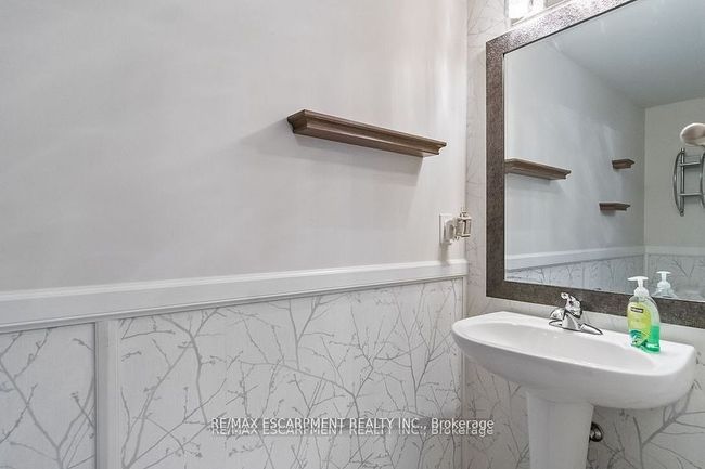 255 Monaghan Cres, House other with 4 bedrooms, 3 bathrooms and 2 parking in Milton ON | Image 26