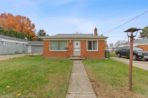 291 N Rose St, Mount Clemens, MI, 48043-1526 | Card Image