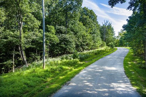 21.40 AC Overlook Cir, Cookeville, TN, 38506 | Card Image