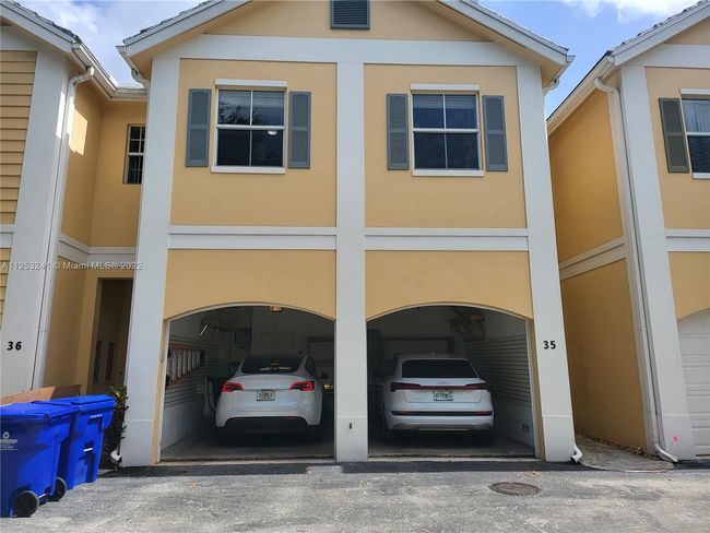 UNIT-35 - 545 Sw 18 Th Ave, Townhouse with 3 bedrooms, 3 bathrooms and null parking in Fort Lauderdale FL | Image 6