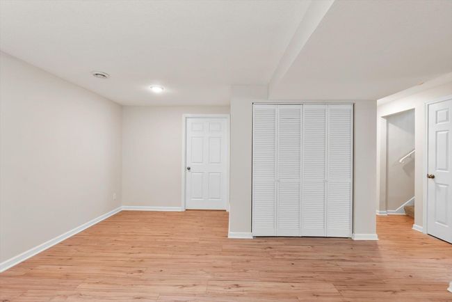 family room | Image 23