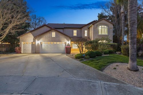 6030 W Country Ct, Visalia, CA, 93277-5538 | Card Image